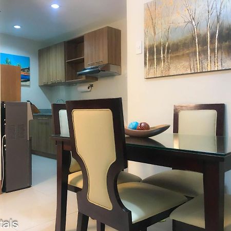 2 Bedroom Condo @ Midpoint Residences W/ City View Mandaue Exteriör bild