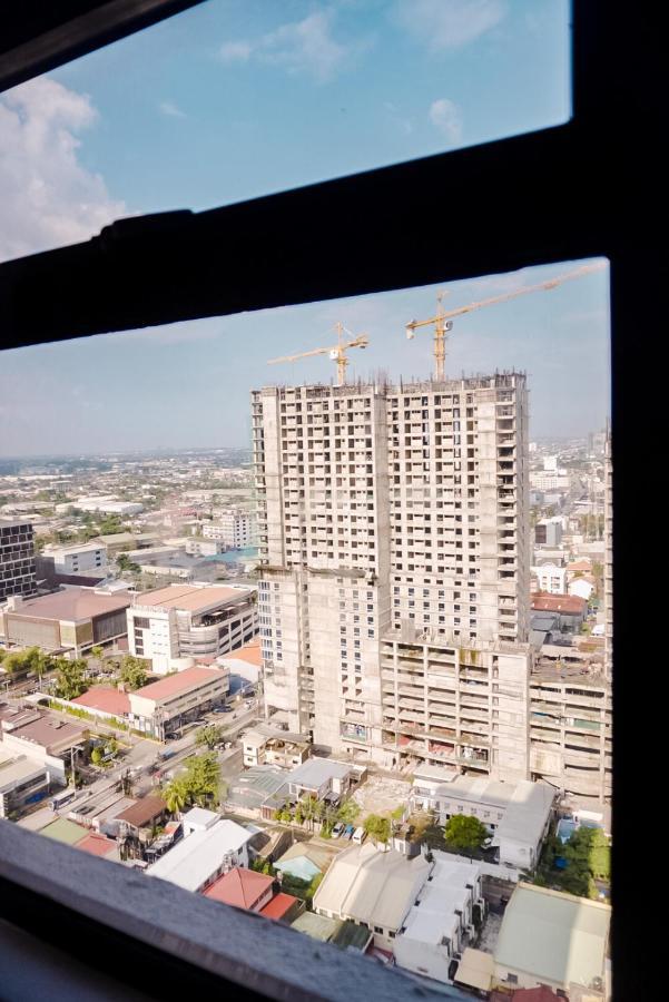 2 Bedroom Condo @ Midpoint Residences W/ City View Mandaue Exteriör bild