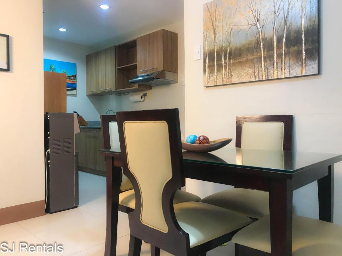 2 Bedroom Condo @ Midpoint Residences W/ City View Mandaue Exteriör bild